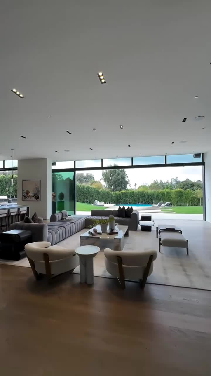 Kahawa Court, view 3 of 3